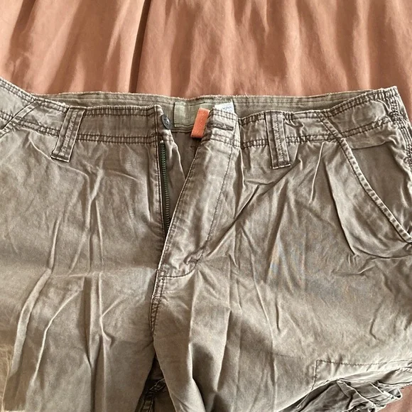 Old navy greenish brown cargo pants 34x32 - Picture 5 of 6